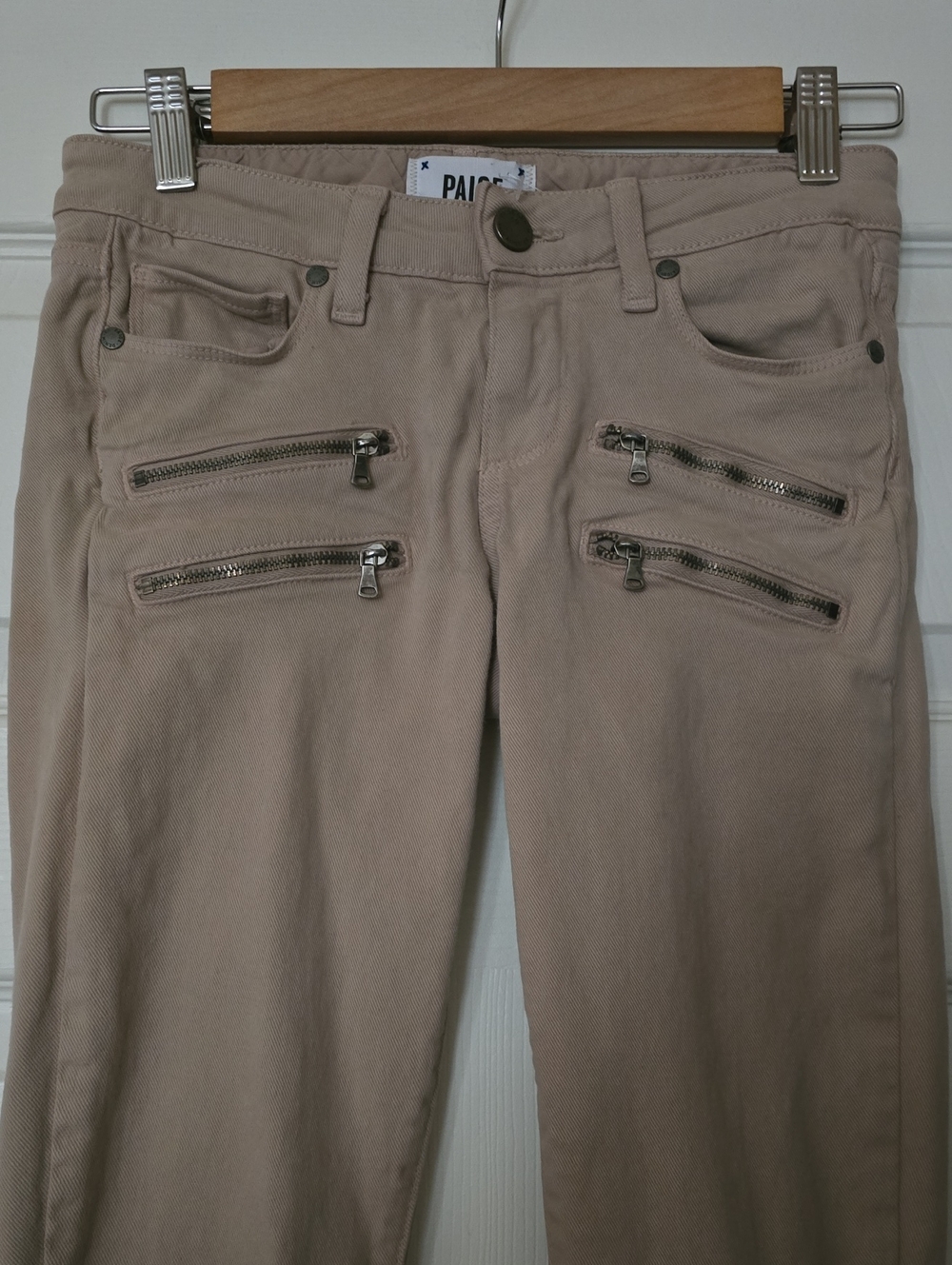 PAIGE Jeans women’s size 0 25 Neutral Beige Pants Silver Zipper Accents Edgemont